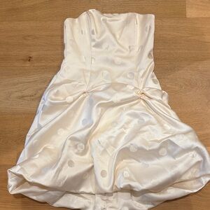 Elegant Cream Strapless Dress